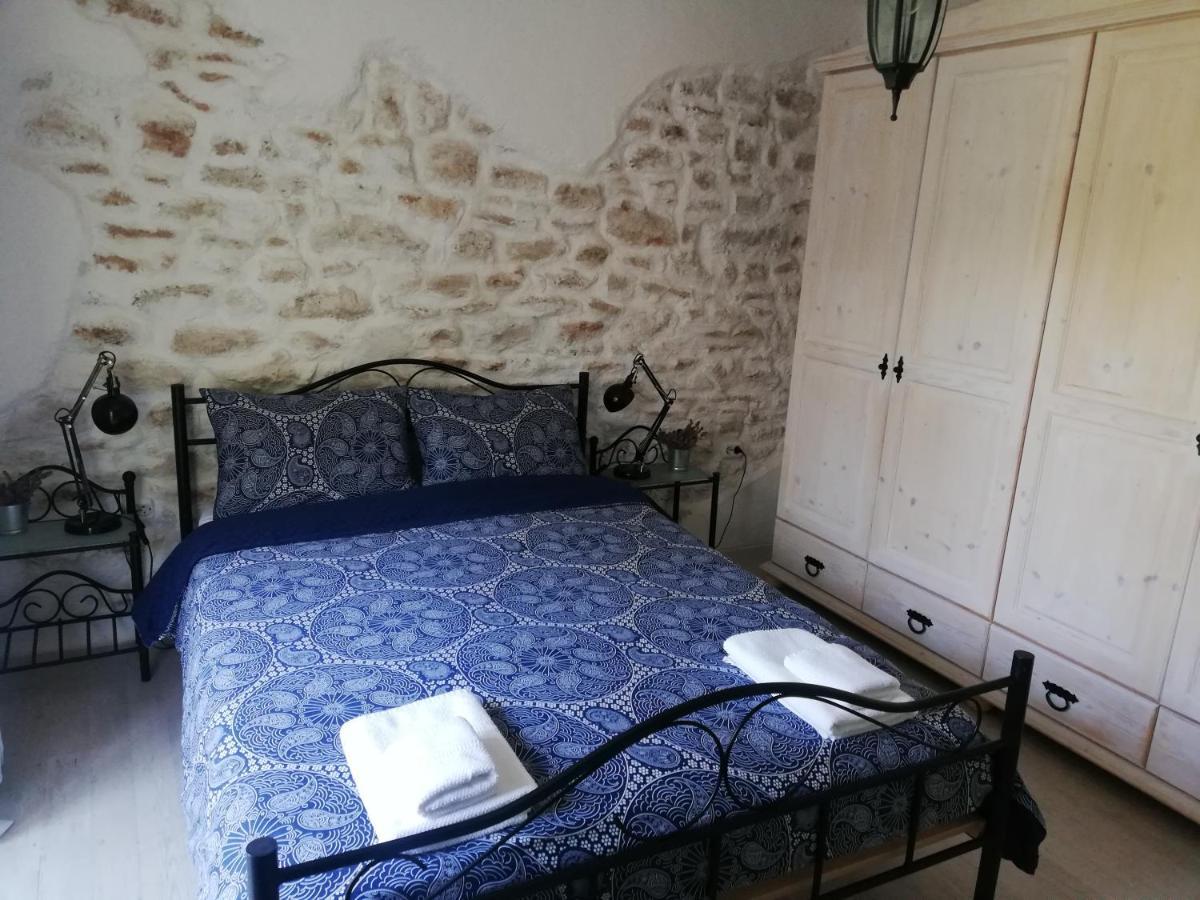 ホテル House Albena ドゥランクラク エクステリア 写真